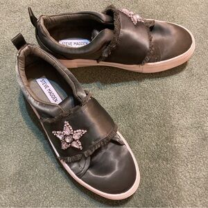 Steve Madden Graphic Fashion Sneakers Satin Olive 7.5M